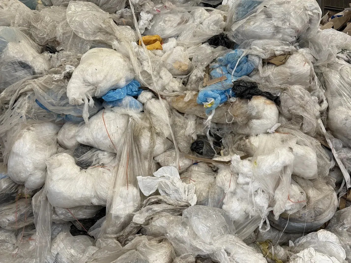 Plastique_Centre_De_Tri_RMB