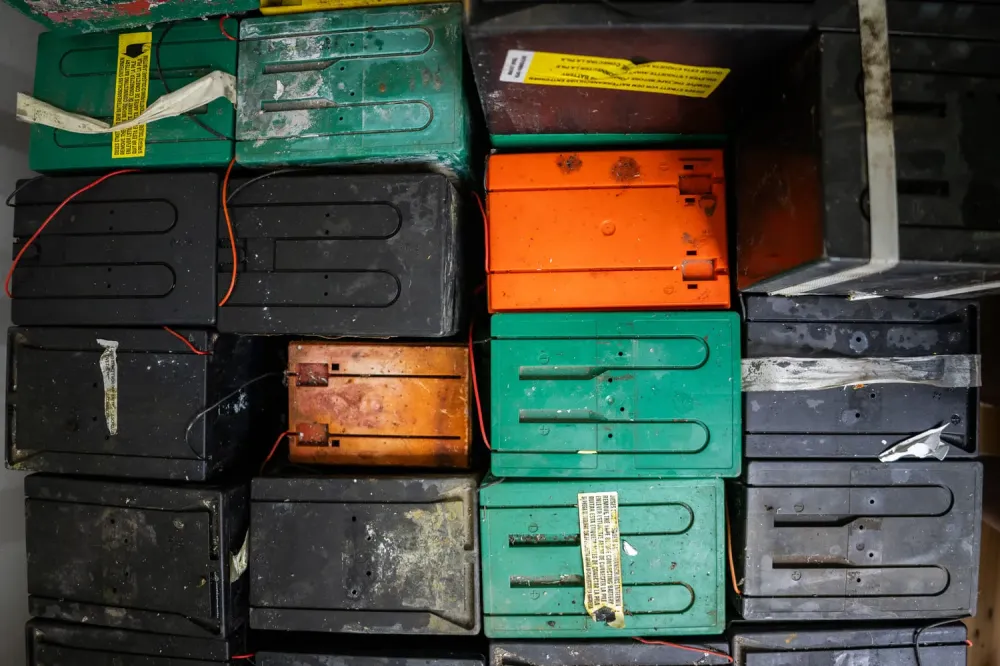 Batterie_Plomb_Rmb-2